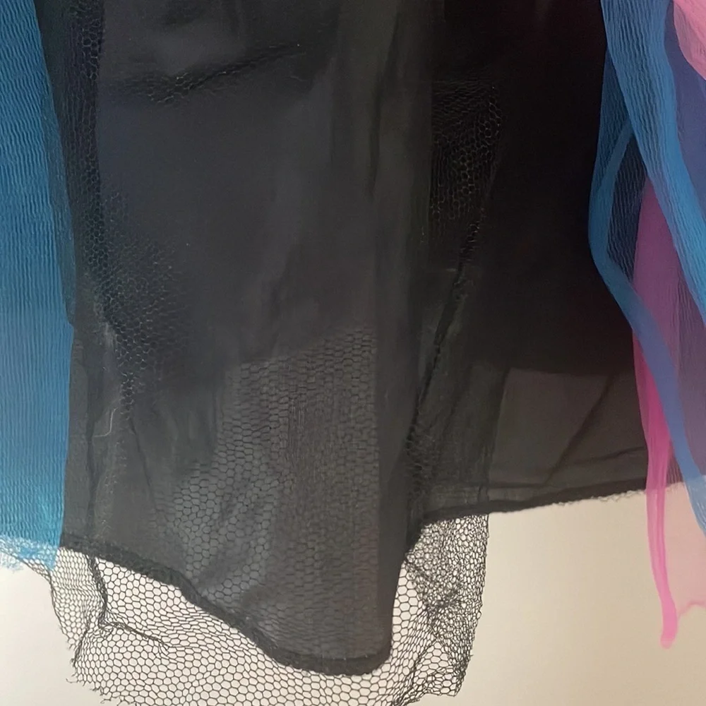 Girl’s Costume - Picture 9 of 11